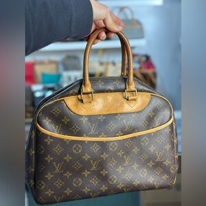Louis Vuitton Brown and Tan Monogram Bag